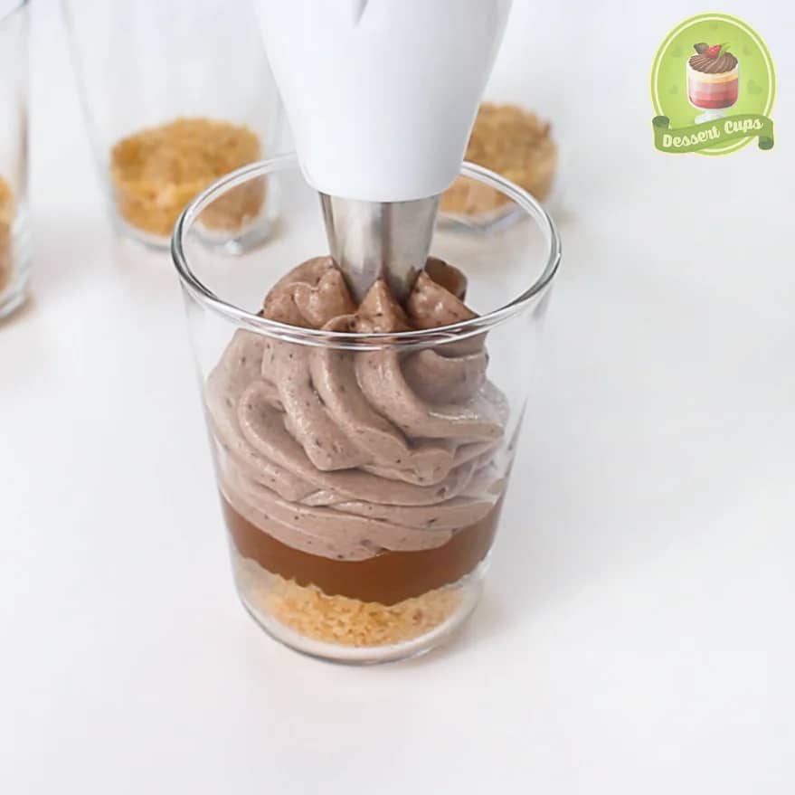chocolate dessert cups